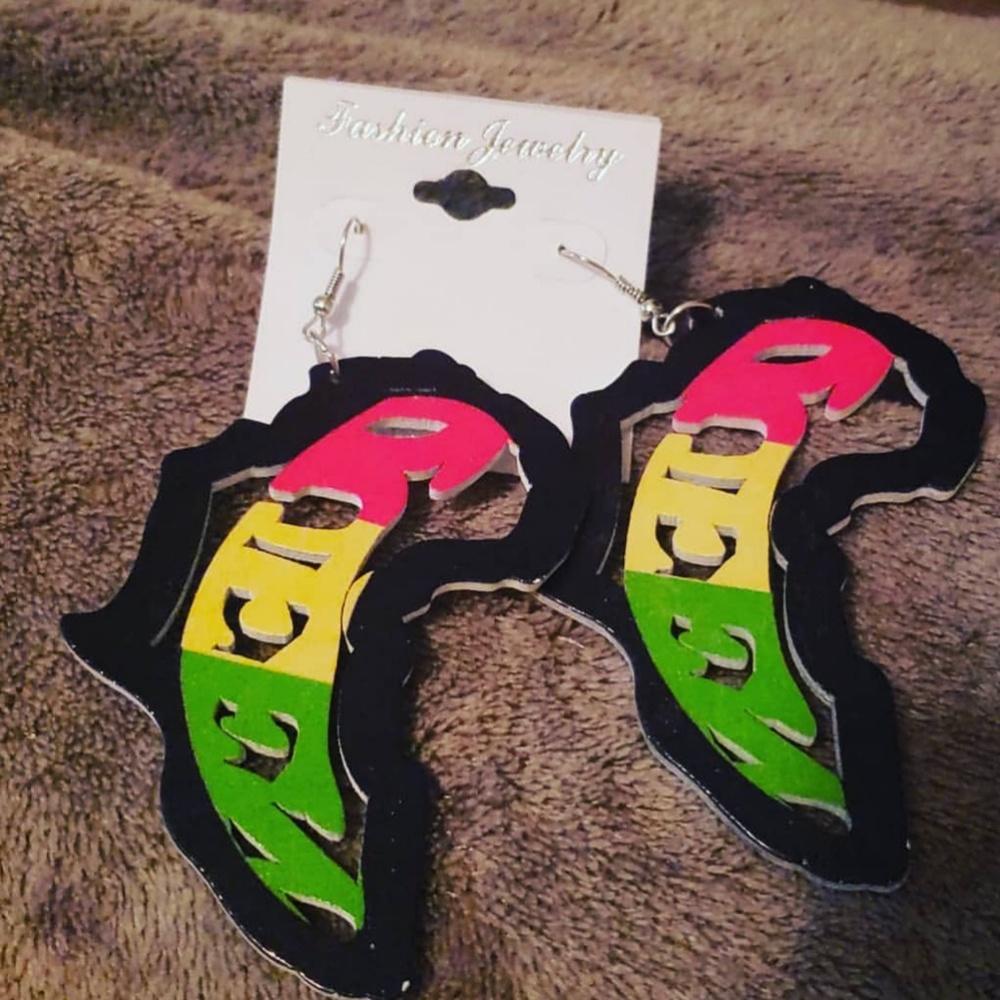 Earring